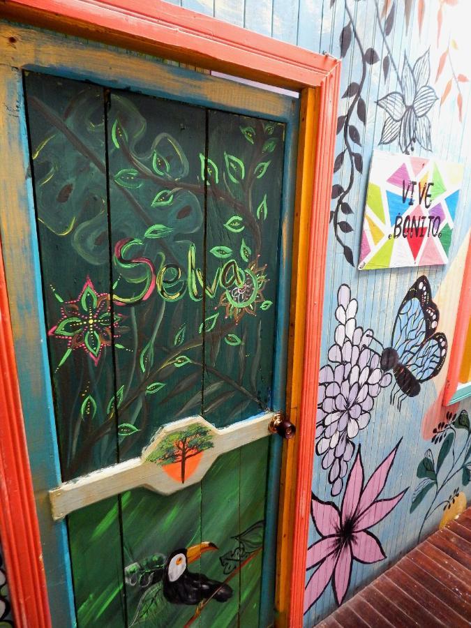 Hostal Liliana Buenaventura Ngoại thất bức ảnh